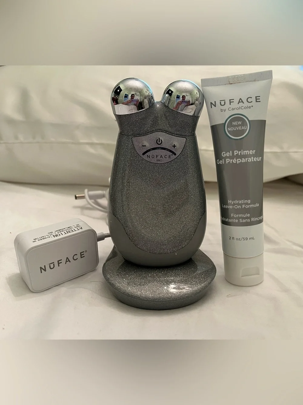 $400 NuFACE® NuFace Microcurrent Facial Device Trinity Kit in platinum - Picture 2 of 3